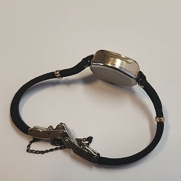 Vintage Gruen 10K Gold Filled Watch 1940s Safety Chain Veri Thin - Picture 9 of 9